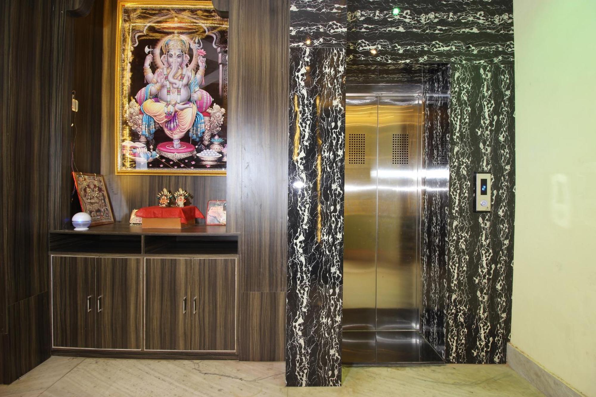 Hotel O Blue Diamond Varanasi Eksteriør billede
